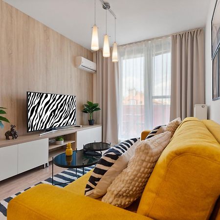 Apartament Lam Safari - Balcony - Ac - Free Parking Bratysława Zewnętrze zdjęcie